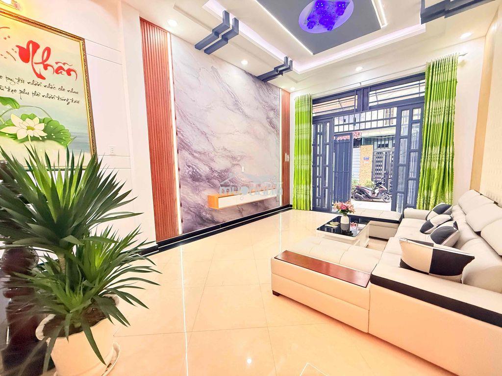 Nhà 2l ko lộ giới- hẻm ô tô thông- tl15 vào 50m -ngã tư ga q12- sát gv - 4