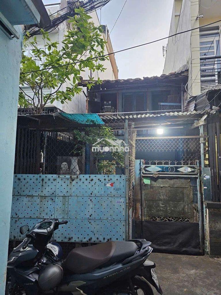 Phan đình phùng, sát hẻm ô tô ngã tư pn 77m2, ngang 4m, 7,75 tỷ.