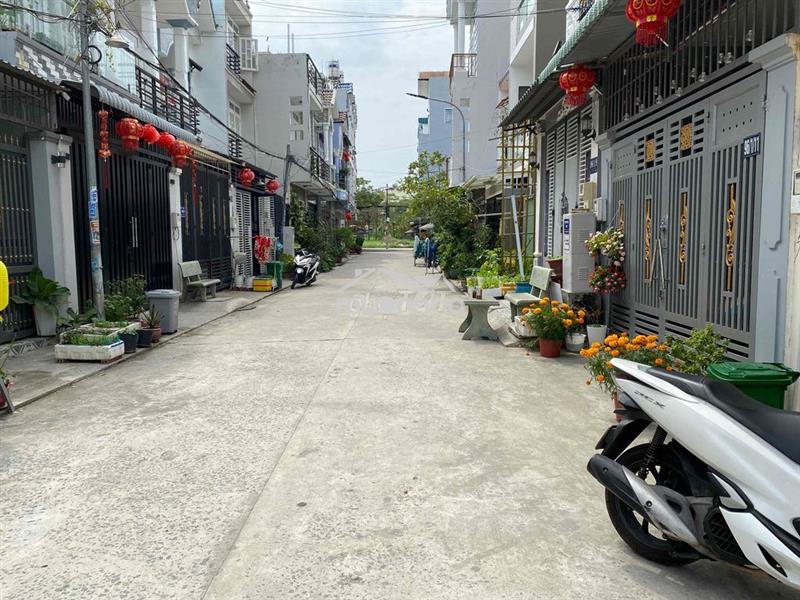 Nhà 4x14.5m, shr, 4 tầng, hẻm oto 7m
