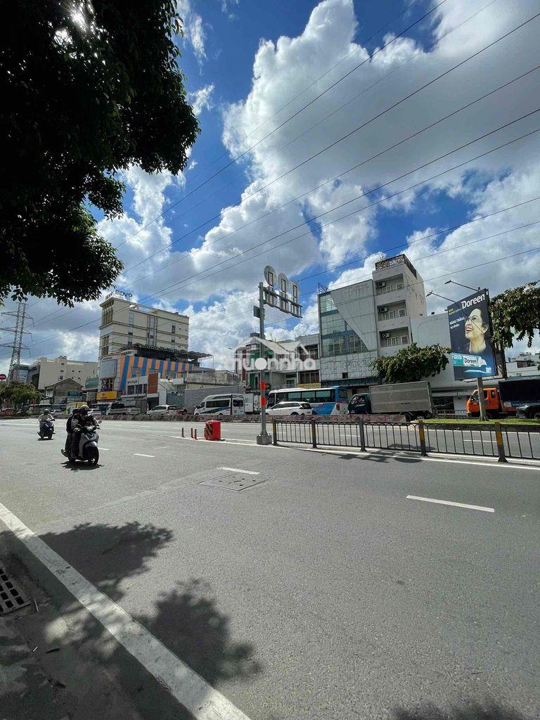 Mặt tiền kinh doanh kinh dương vương 8x15m nở hậu l 12.15m