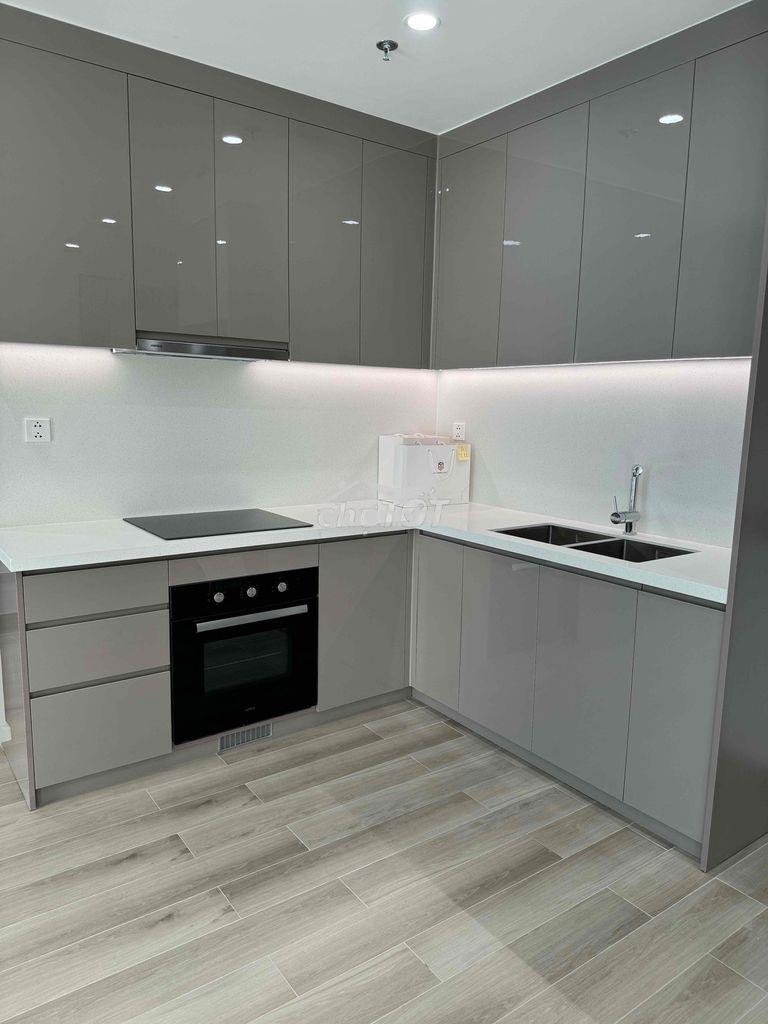 Căn hộ 2pn, 70m2, khu cao cấp khép kín masteri centre point quận 9