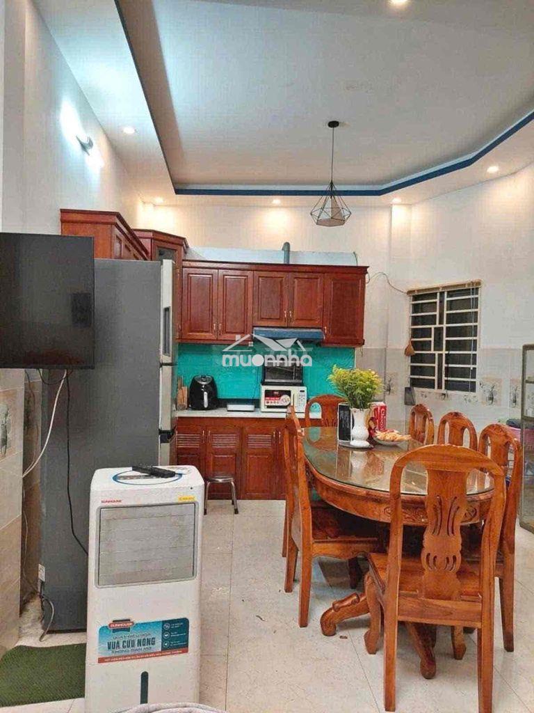 Nhà nguyên căn - 4 tầng - 4pn - sát mặt tiền - khu sân bay - 4