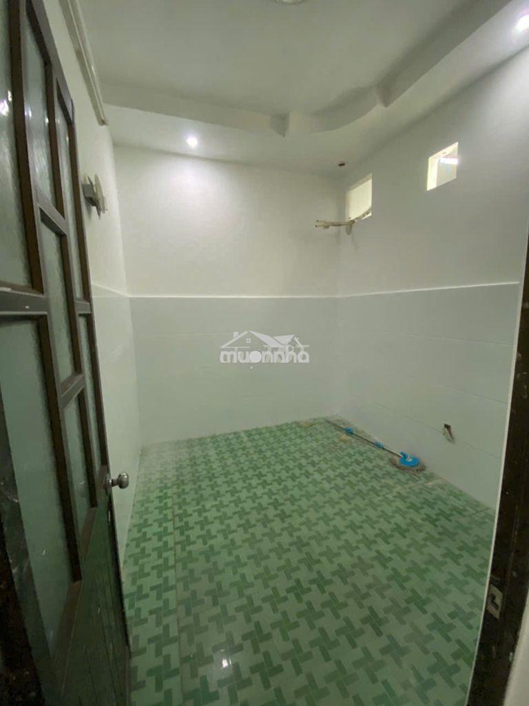 Cho thuê nhà hẻm 83 đường 22 phước long b , quận 9