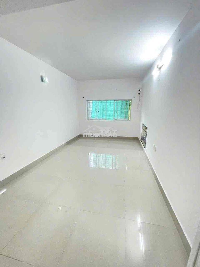 🏠Nguyên căn 4phòng hẻm 1135 huỳnh tấn phát, phường phú thuận, quận 7. - 2
