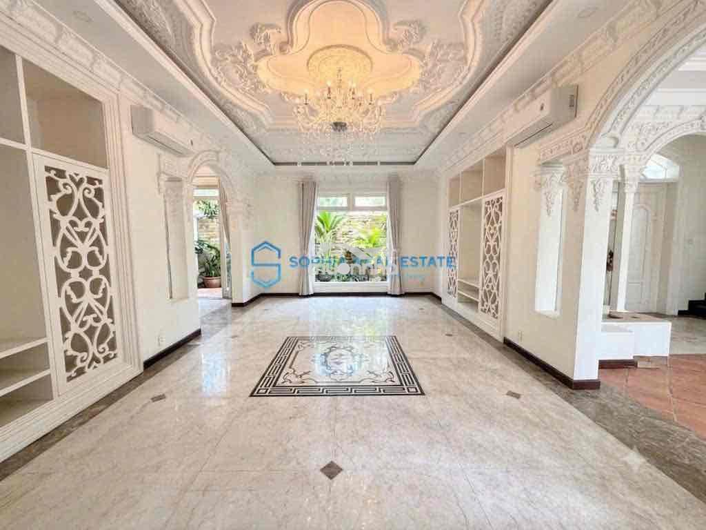 🔥Biệt thự xuân thuỷ 600m2, 7pn | 7wc , hồ bơi , kinh doanh tự do 5500$ - 3