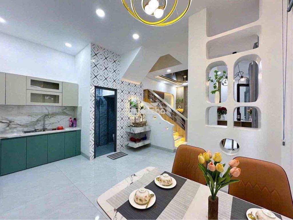 Bùi quang là , gò vấp , xe hơi đậu cửa hẻm thông , ngang 9m4 - 2