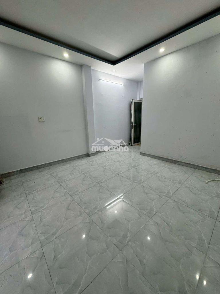 Nhà 1t2l khu bên sông mát mẻ, sát phạm văn đồng. 4pn, dt rộng - 3