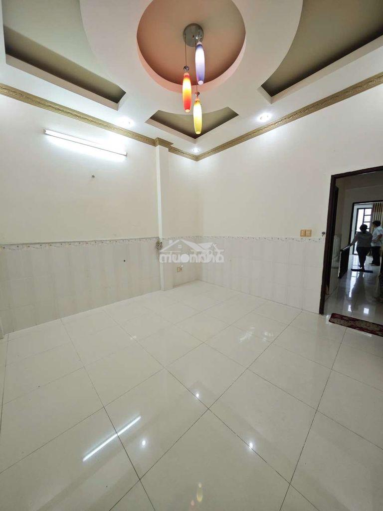 Nhà đẹp hẻm xe hơi - 1 lầu - 3pn - 2wc - 3