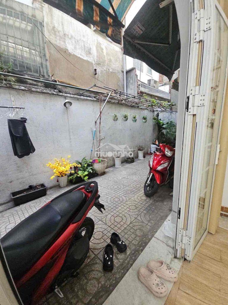 Cho thuê nhà phạm đôn quận 5 - 33m2 3 tầng 2 pn - chỉ 11 tr 5