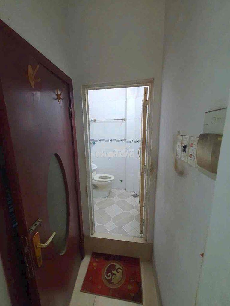 - Cho thuê nhà đường trần đình xu q1 - dt 3 x 6m, 1 trệt 2 lầu : 2 ph - 2