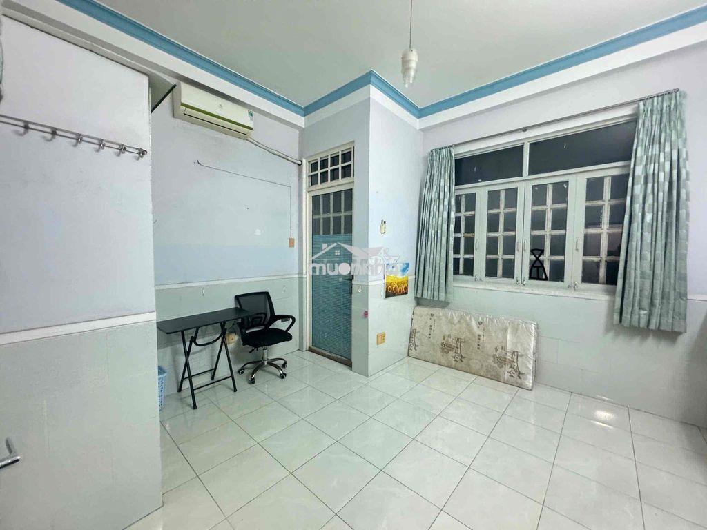 Phòng ban công cho nữ thuê full nội thất giáp q1 - 2