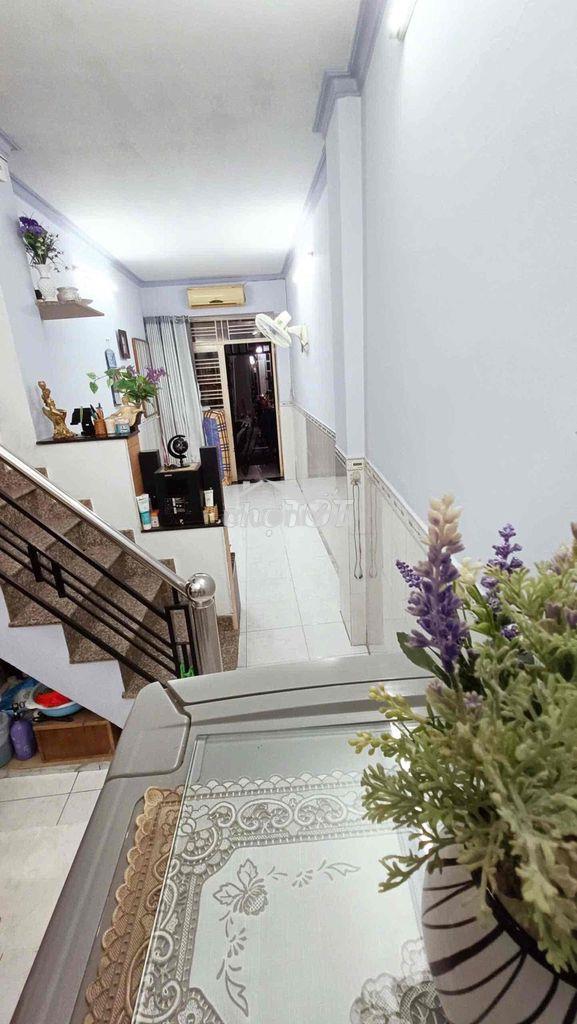 Bán nhà 2 tầng khu dân cư an ninh và yên tĩnh - 2