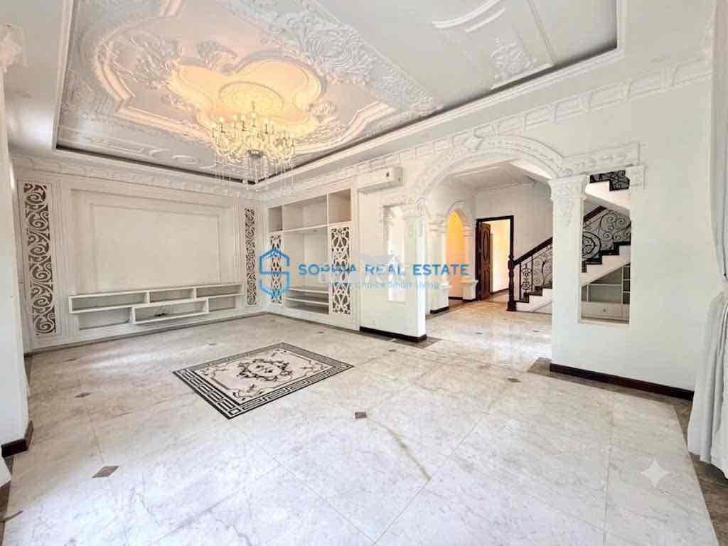 🔥Biệt thự xuân thuỷ 600m2, 7pn | 7wc , hồ bơi , kinh doanh tự do 5500$ - 4
