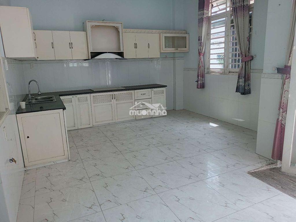 Nhà cho thuê số 373/ lý thường kiệt phường 8, tân bình - 3