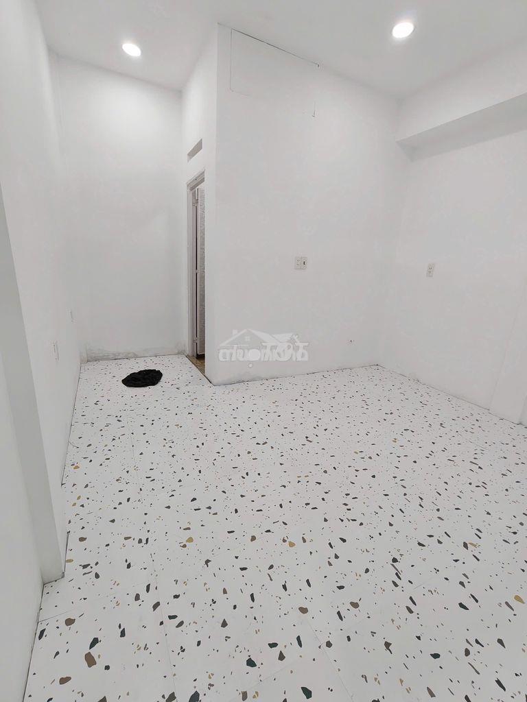 🏡 Cho thuê nhà nguyên căn – sư vạn hạnh, quận 10 - 3.8x17m - 25 triệu. - 2