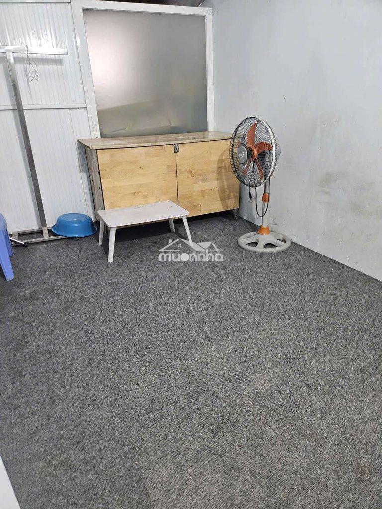 Phòng trọ giá rẻ cách mạng tháng 8 giờ giấc tự do