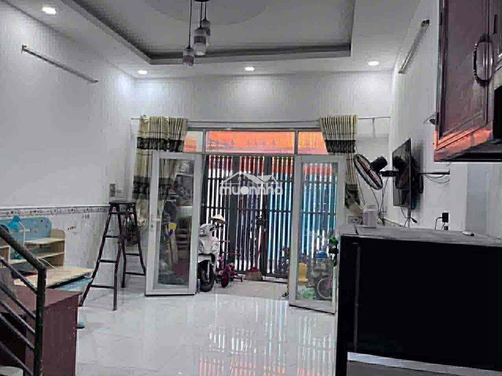 Bán nhà cách 3 căn ra duong vuon lài dt 52m2 nhỉnh 4 tỏi - 2
