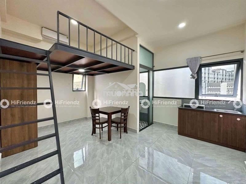Căn hộ có gác full nt cửa sổ trời thoáng
