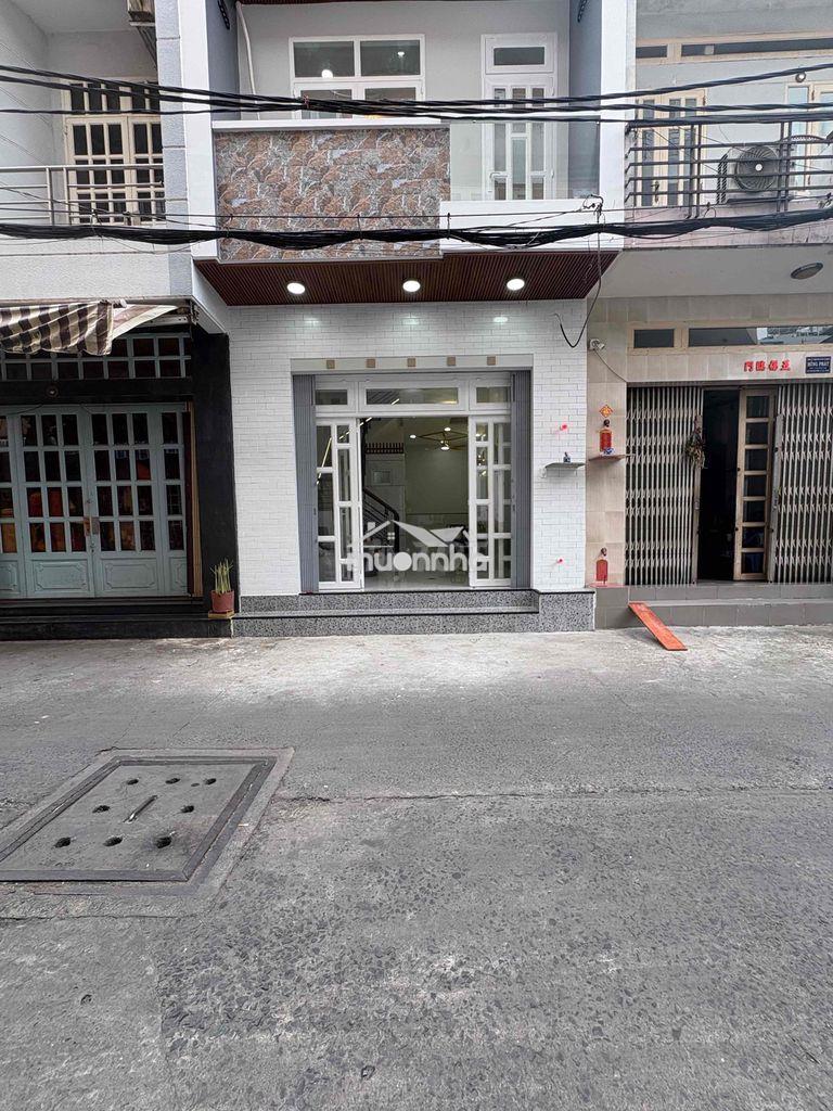 Chủ bán nhà 2 lầu mai xuan thương ngay công an q6 cũ hẻm 13m chỉ 8ty9