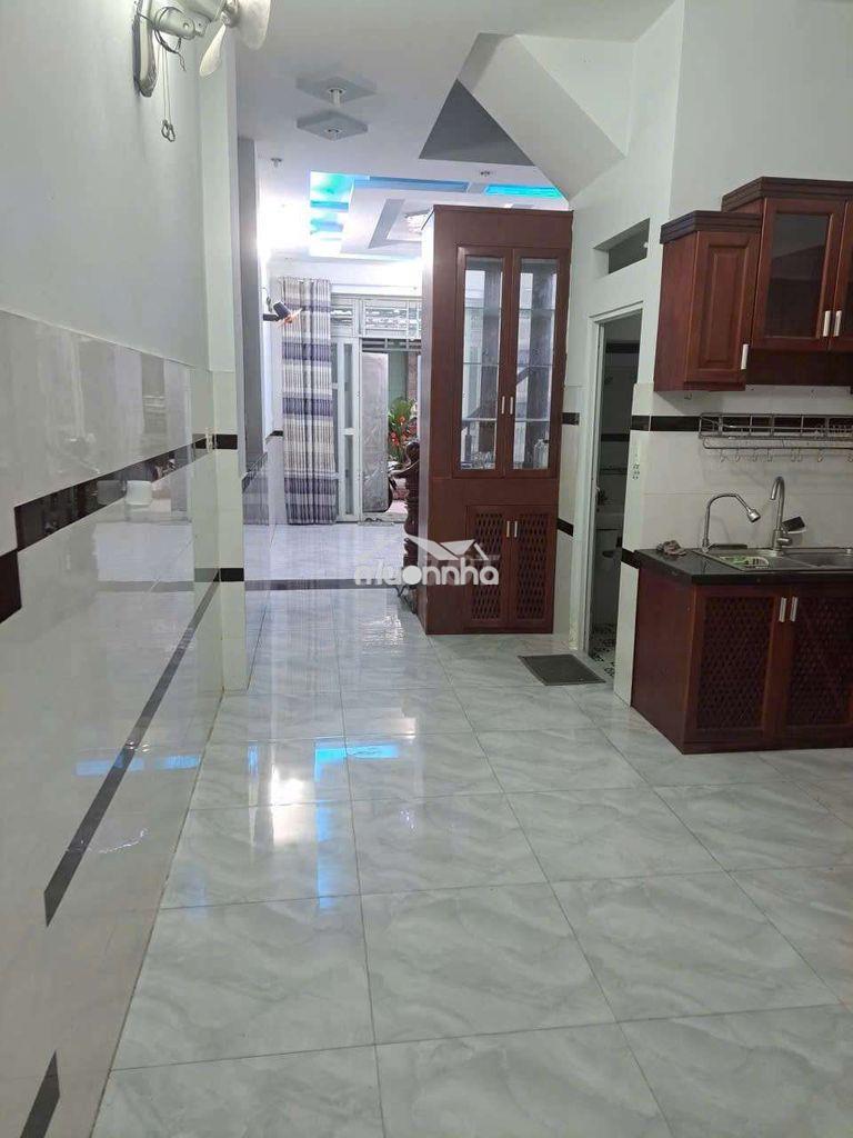 Cho thuê nguyên căn trống rộng, 5pn 5wc, hẻm 1/ đường số 8 p11 gò vấp - 3