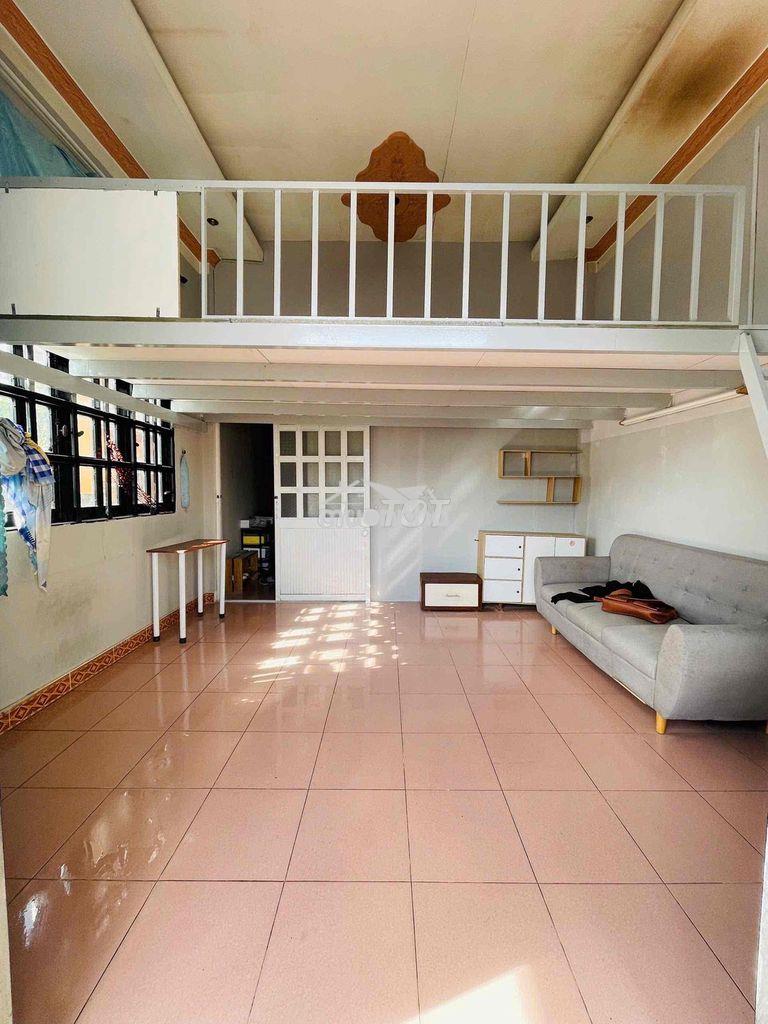 Cho thuê phòng đường kha vạn cân 40m2 có gác gần phạm văn đồng