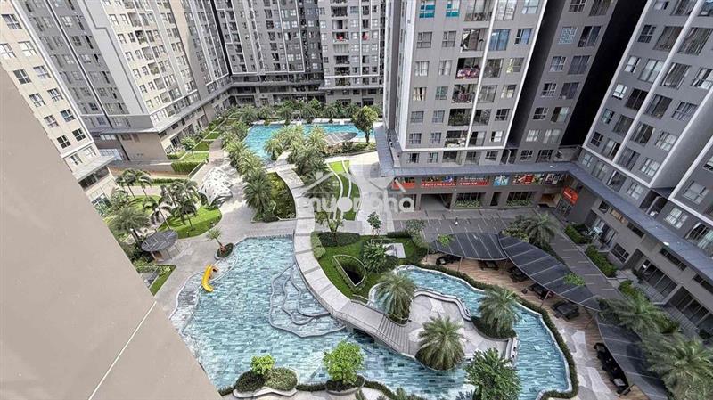 Cho thuê căn 2pn đầy đủ nội thất thiết kế; liên hệ hương xem nhà.