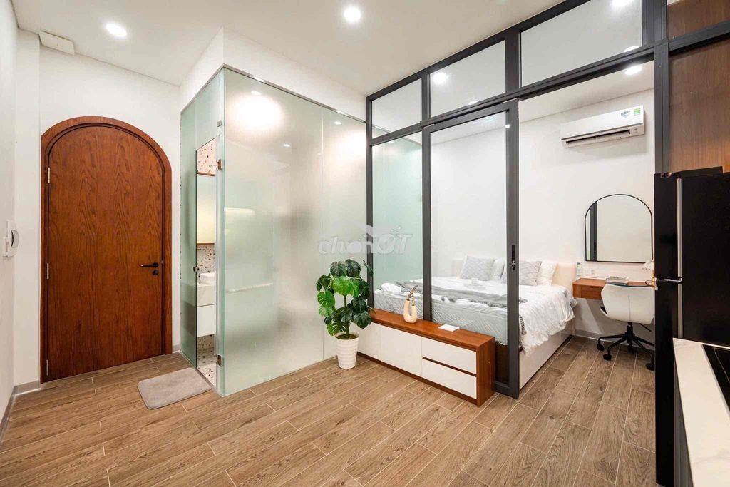 Căn 1 phòng ngủ tách bếp gần cv lê văn tám tân định quận 1 - 3