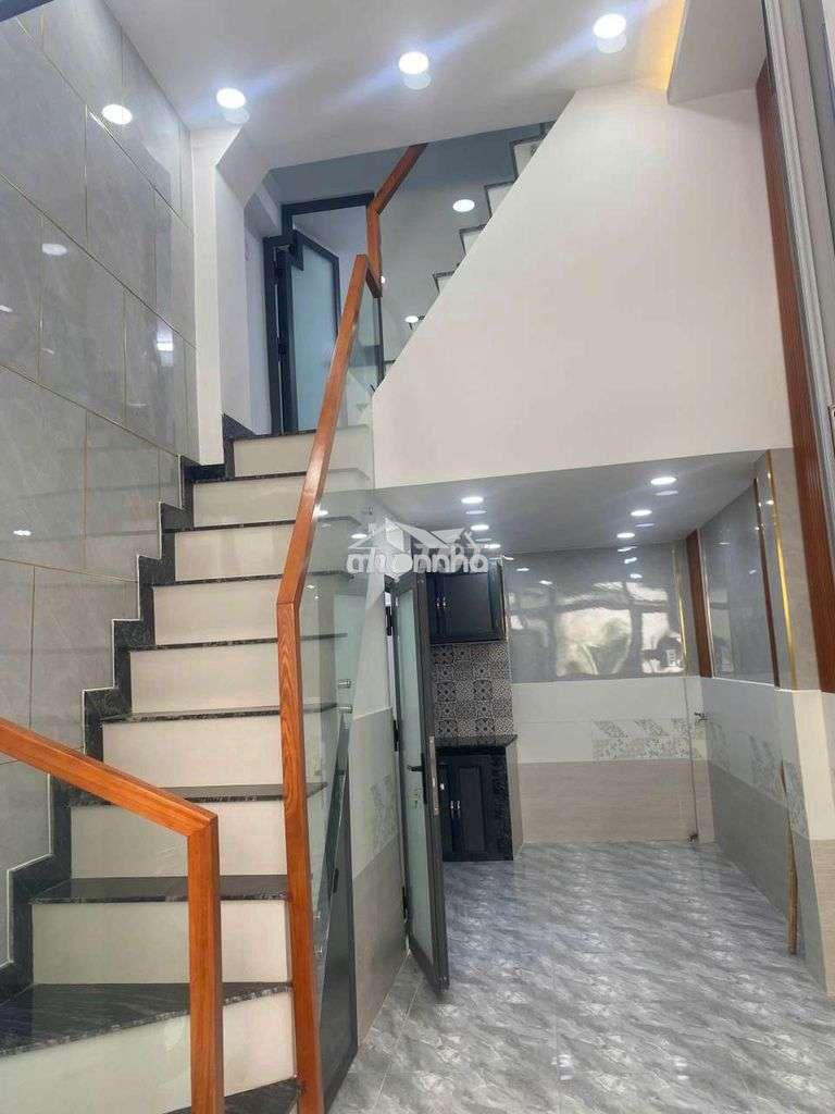 Cho thuê nhà 1 trệt 2 lầu 3pn hẻm mai văn vĩnh quận 7