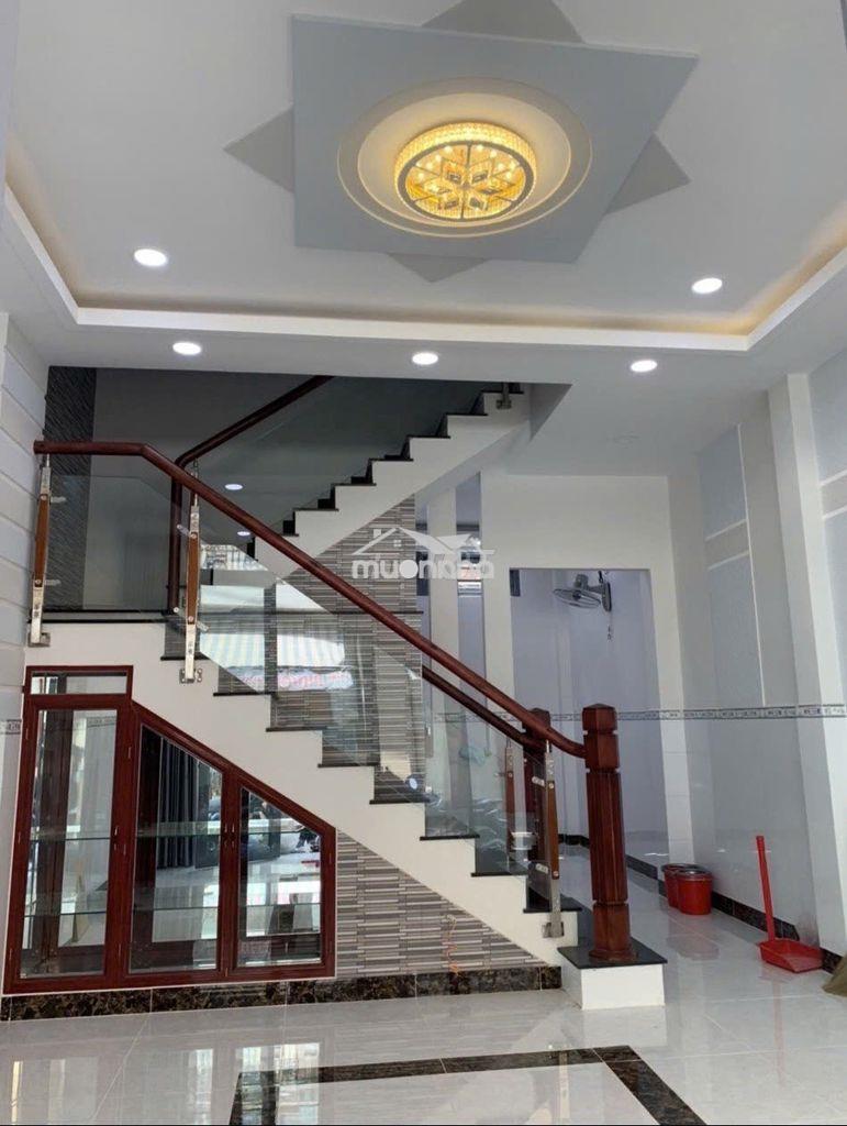 Cần cho thuê nhà 521/6a cmt8 p.15 q.10 - 2
