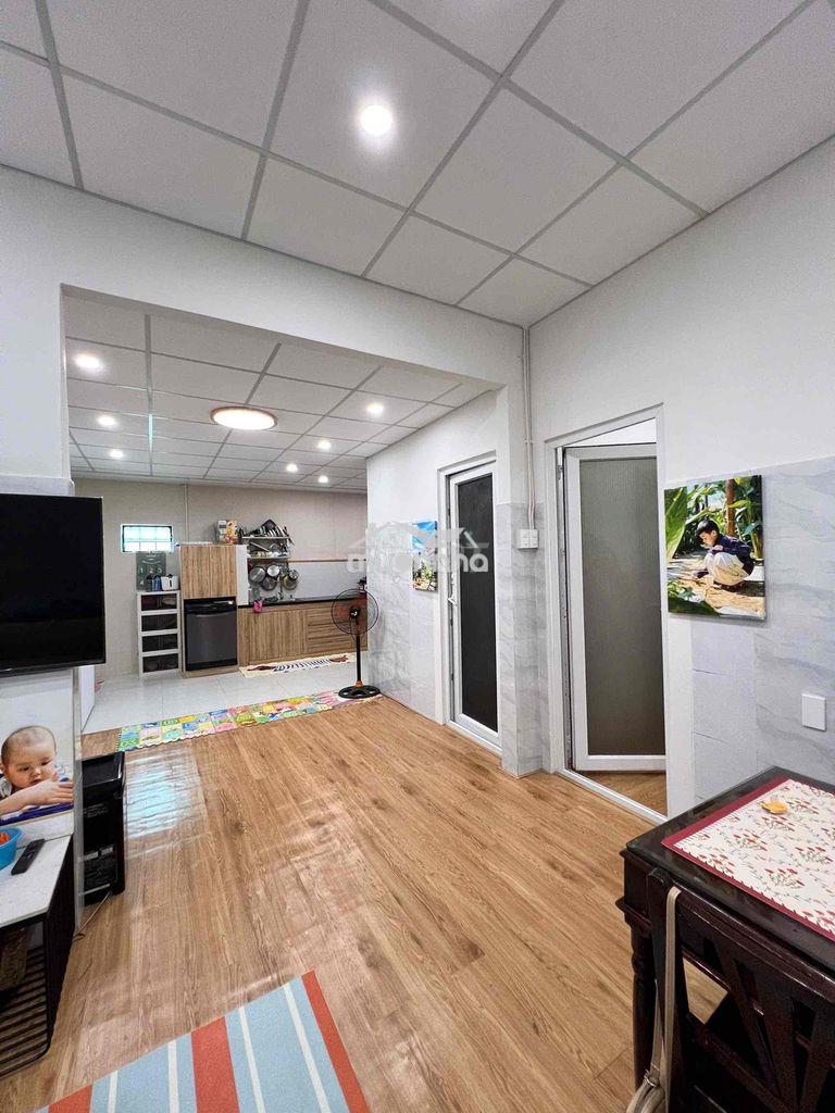 Bán nhà 100m2 có chỗ đỗ ô tô ngay chợ cẩm lệ, giá chỉ 3 tỷ 49 - 2