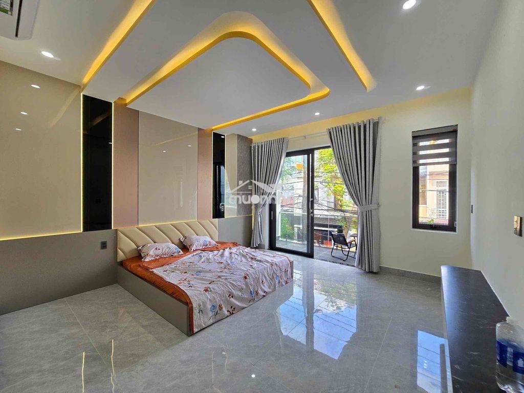 Nhà 3 tầng mới xây dựng - 2