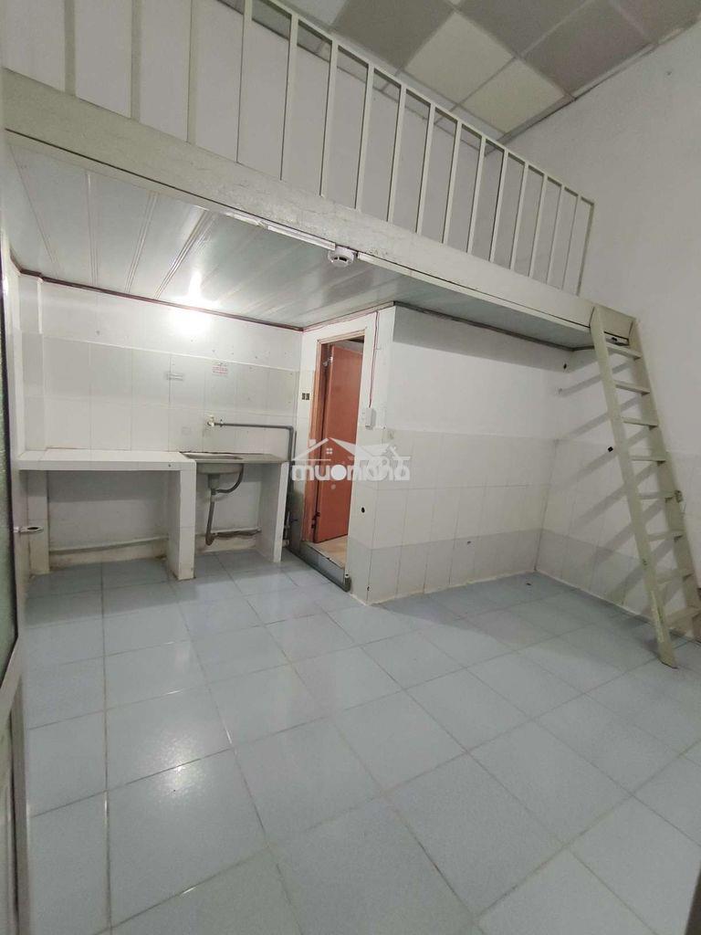 Phòng 20m gần cvien gia định giá rẻ