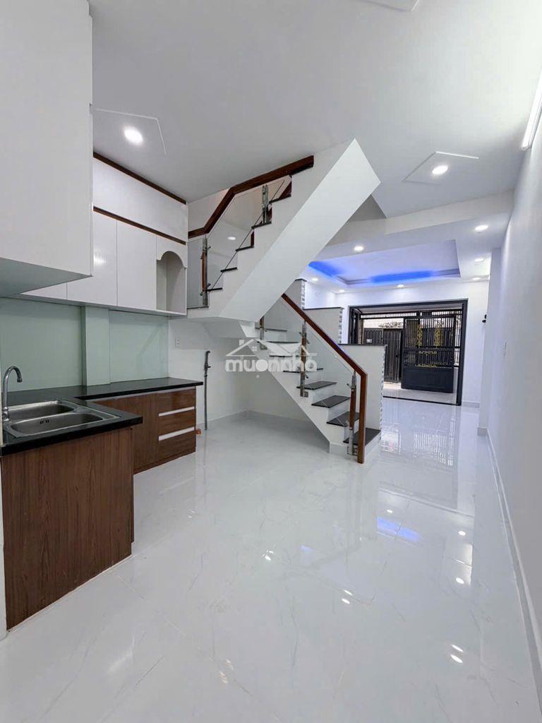 Nhỉnh 4 tỷ-ngay đại học công thương- tân phú.dt 3.6x11- 1 lầu- nhà mới - 3