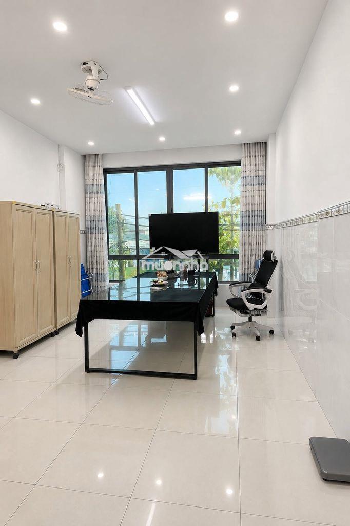 Cho thuê văn phòng máy lạnh - phòng mặt tiền đường lớn - gần hd2, kvc - 3