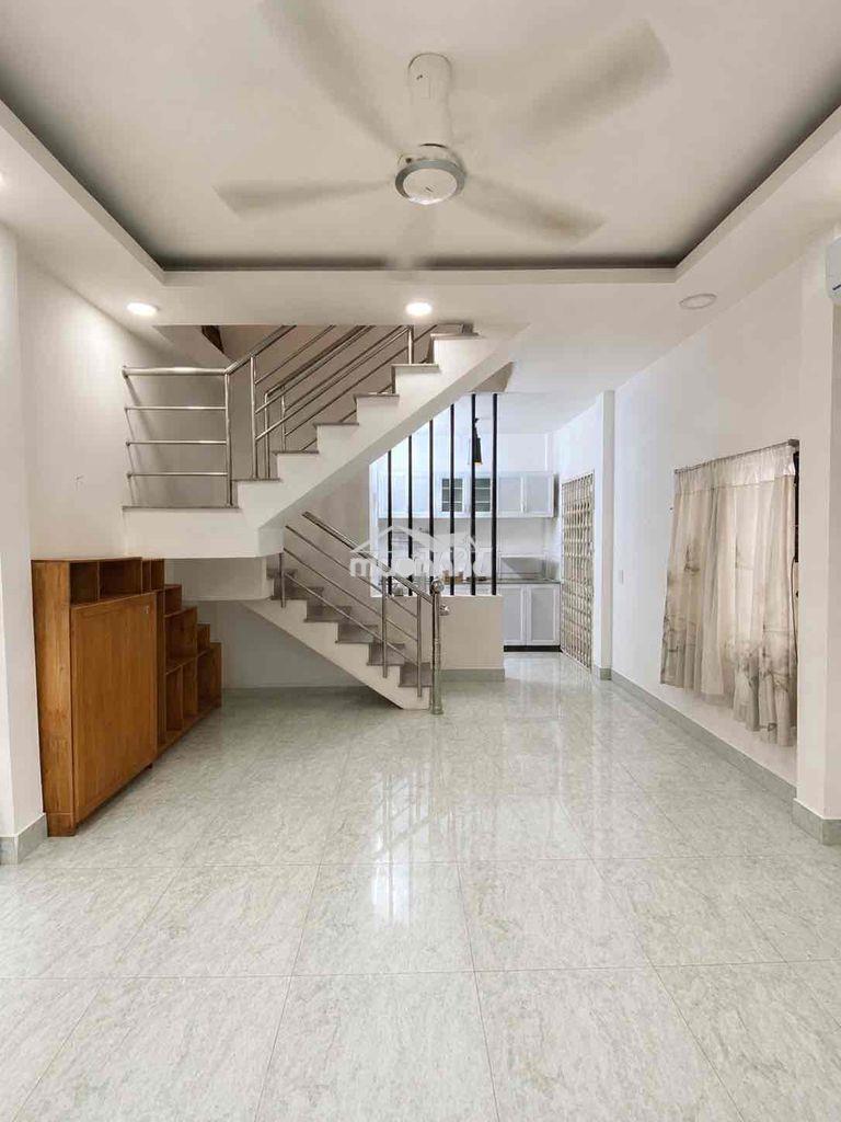 Cho thuê nhà hẻm trần xuân soạn 4m x 10m - 2pn