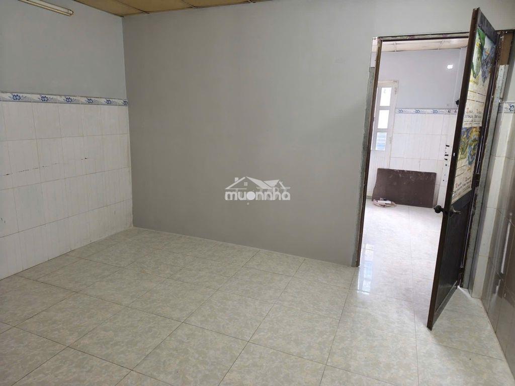 Nhỉnh 4 tỷ - kdc bông sao q8- hẻm 4m ngang 4m - 4