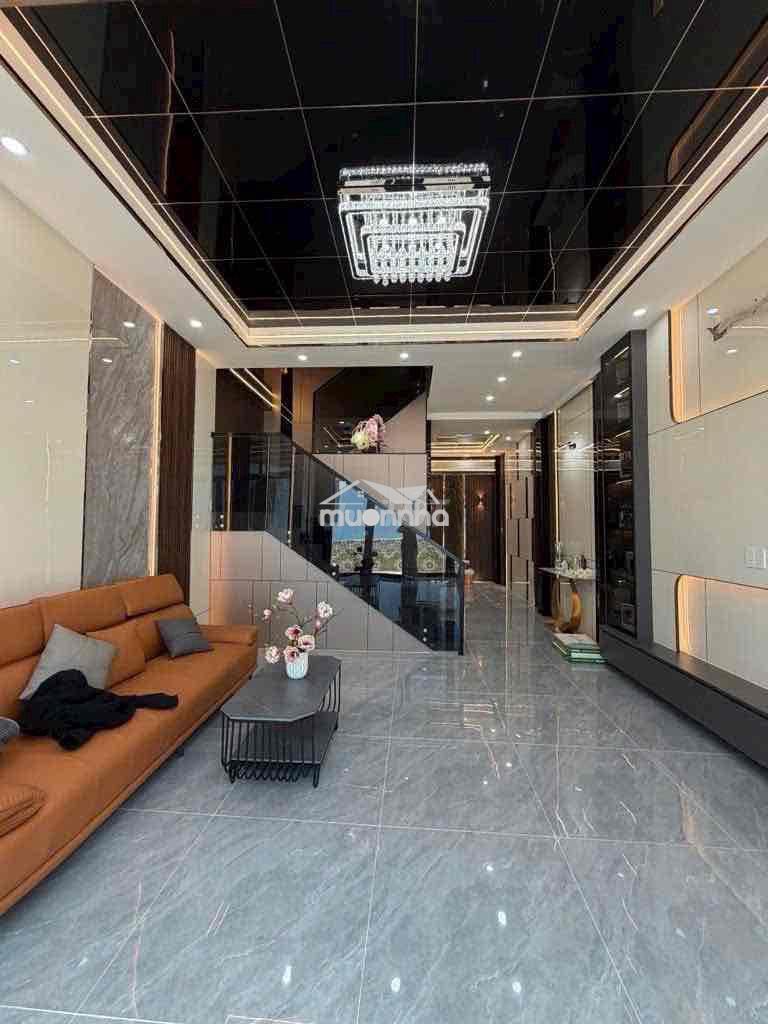 🔥 Khó tìm căn thứ 2 trong tầm giá này 🔥  🏡 nhà trung tâm quận 3