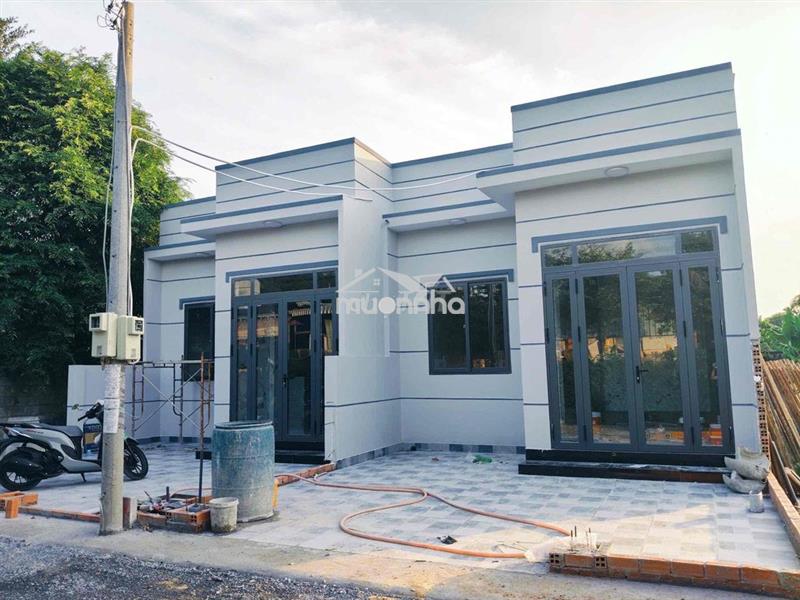 Bán nhà 102m2 hoàn công gần nhà thờ xã phú hoà đông 400m