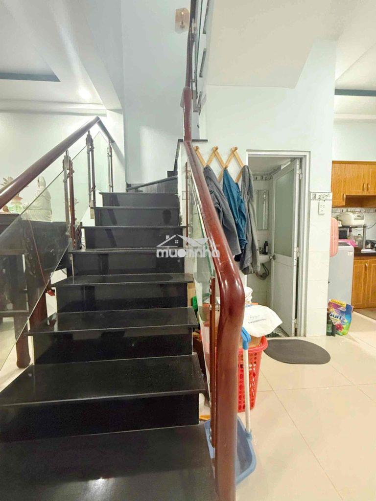 Nhà chính chủ thống nhất p11 - gần chợ hạnh thông tây - 4x10m - 4.1 tỷ - 4