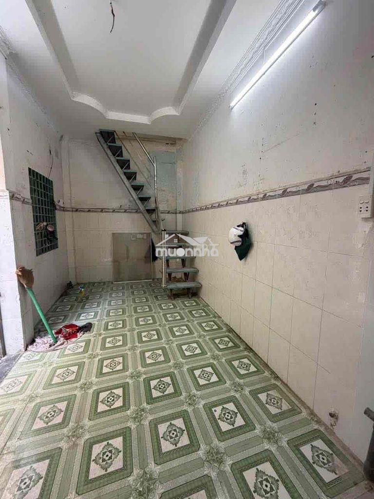 Cho thuê nhà trệt lầu hẻm đường 22, phước long, quận 9 - 2
