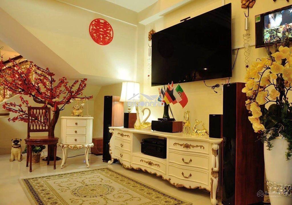Biệt thự ngang 6m - sử dụng 500m2 - 47 nguyễn trung ngạn, bến nghé, q1 - 4