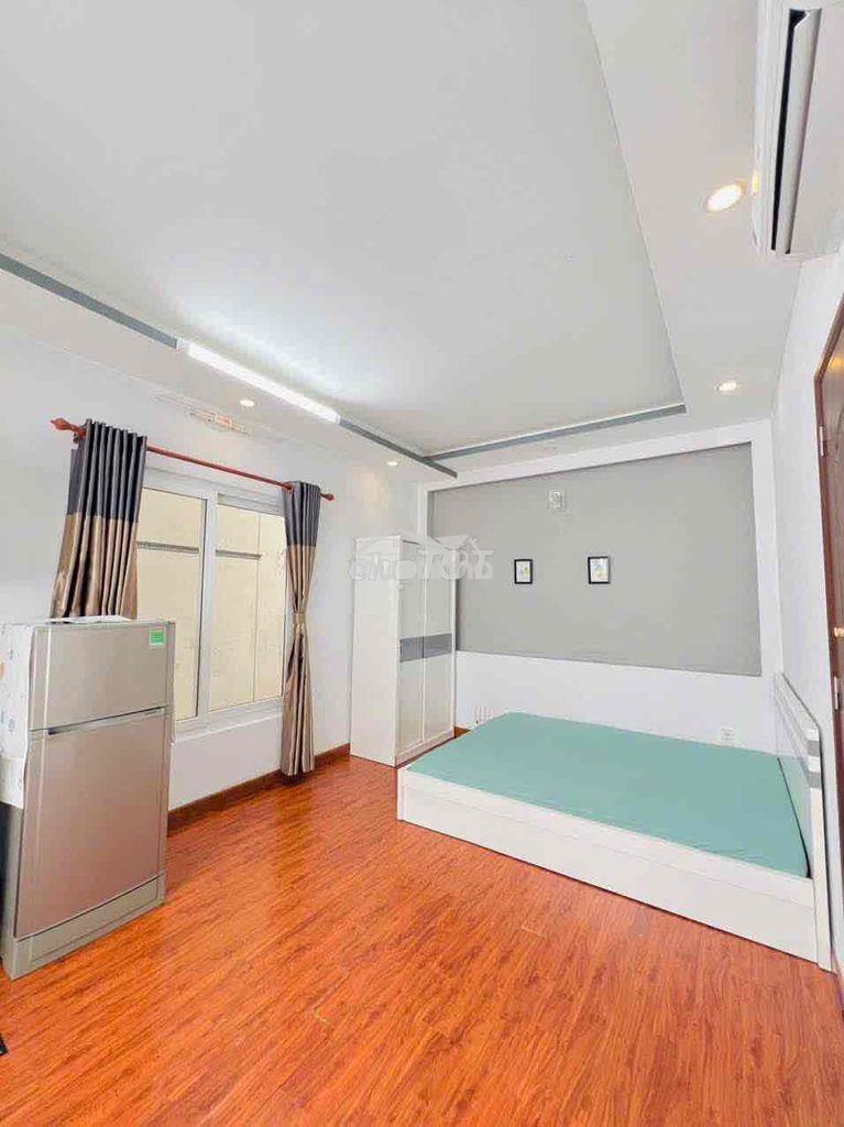 Phòng tách bếp, có ban công, thang máy, gần cv gia định phú nhuận - 3