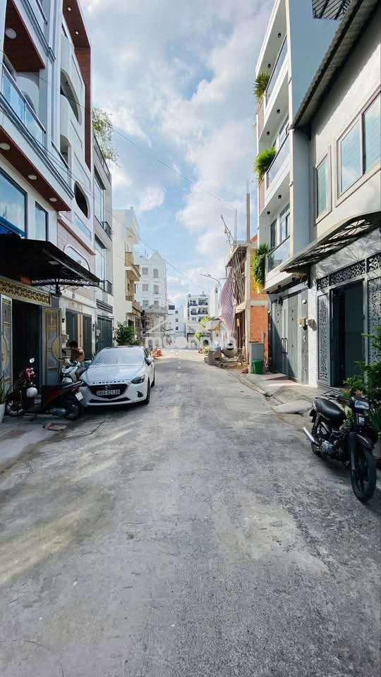 Vip nhà 5 tầng hxh tránh nhau huỳnh văn bánh phú nhuận 200m2 sd