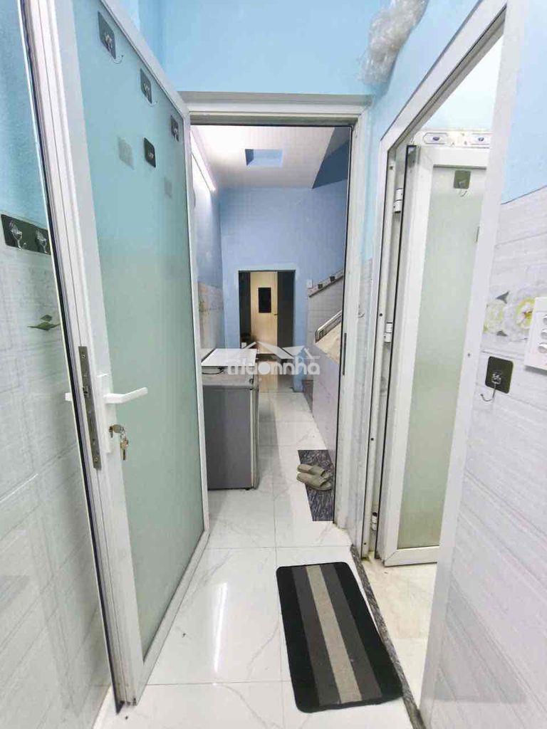 Cho thuê chdv mini gần đại học văn lang giá 2,7tr - 2