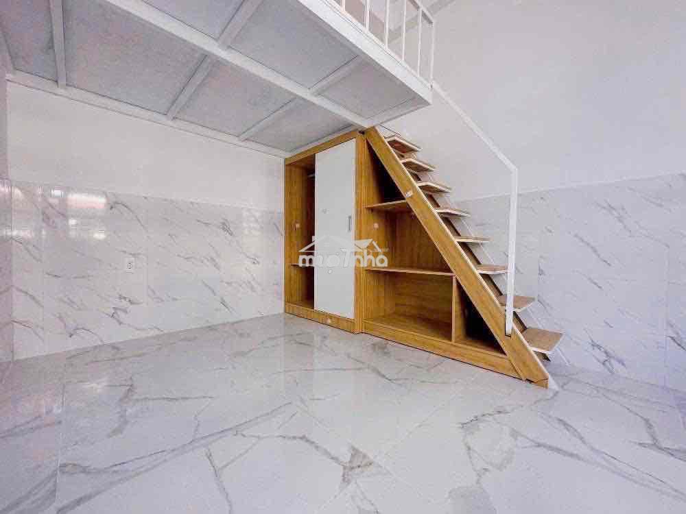 Căn hộ có gác full nội thất gần tdtu, rmit có thang máy cửa sổ thoáng - 2