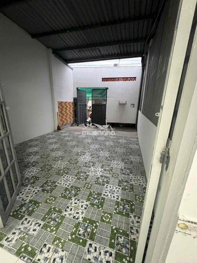Cho thuê nhà sẵn 1pn 80m2 + kho 80m2 giá 6 triệu tx33 - 3
