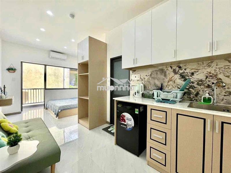 Phòng ban công mới xây - 40m2 - nguyễn ảnh thủ