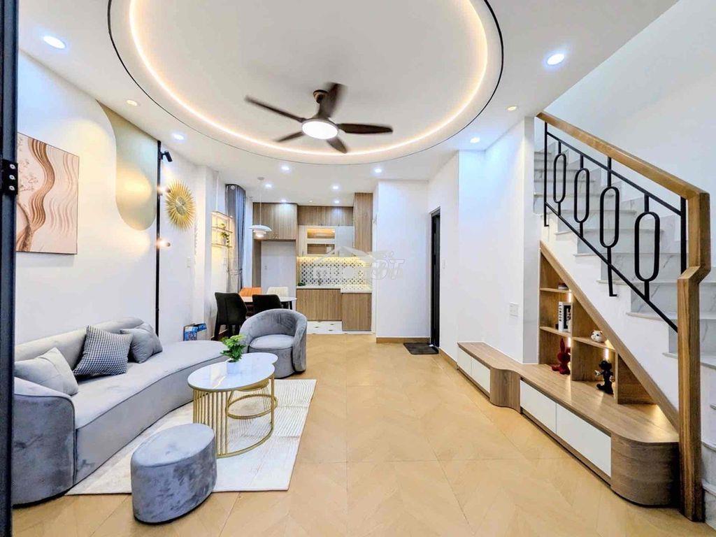 Ngộp.2mặt tiền .sd 45m-,3pn.3wc. hxh.chi nhỉnh 5tỷ. - 2
