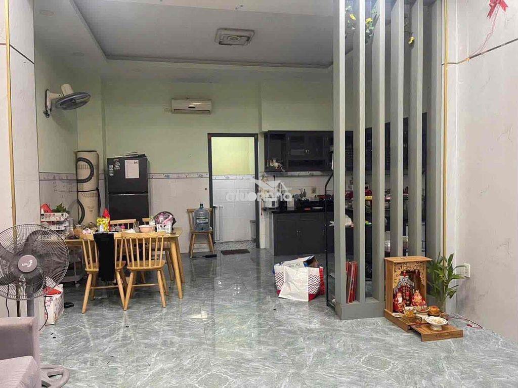 Cho thuê nhà hẻm xe hơi đường 160 lã xuân oai có sẵn 3 máy lạnh - 2