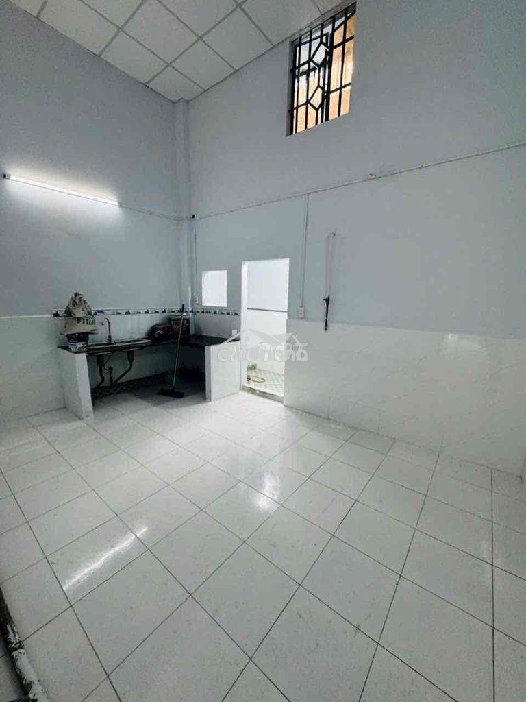 Nhà thuê sạch đẹp bà điểm (5x12) - 2